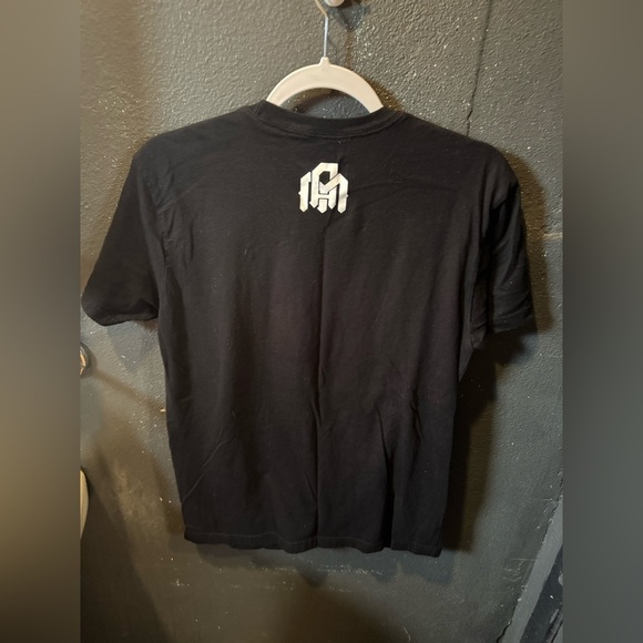 Into The AM Black and Yellow Short Sleeve Tee with Owl Design - Picture 4 of 4